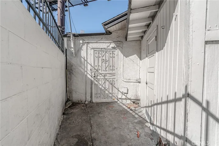 6101 York Boulevard, Los Angeles, California 90042