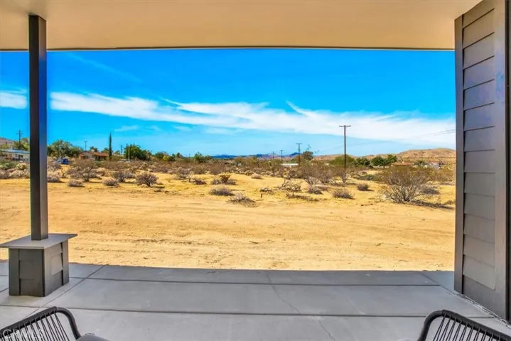 6614 Sunset Road, Joshua Tree, California 92252