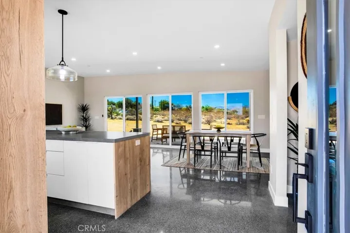 6614 Sunset Road, Joshua Tree, California 92252