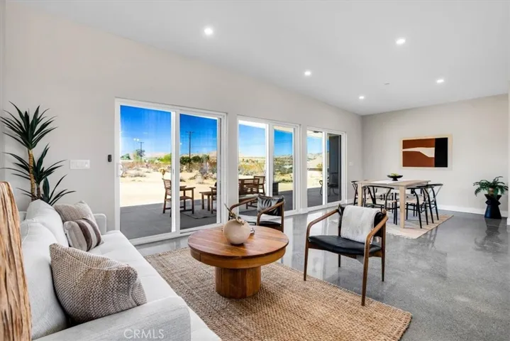6614 Sunset Road, Joshua Tree, California 92252