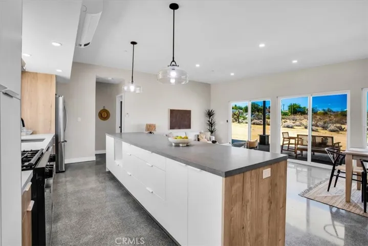 6614 Sunset Road, Joshua Tree, California 92252