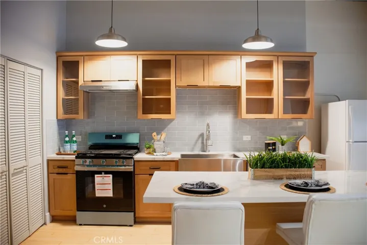 530 Molino Street 102, Los Angeles, California 90013