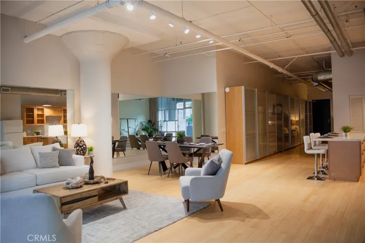 530 Molino Street 102, Los Angeles, California 90013