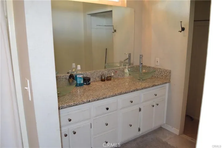 9835 Midway Avenue, Lucerne Valley, California 92356