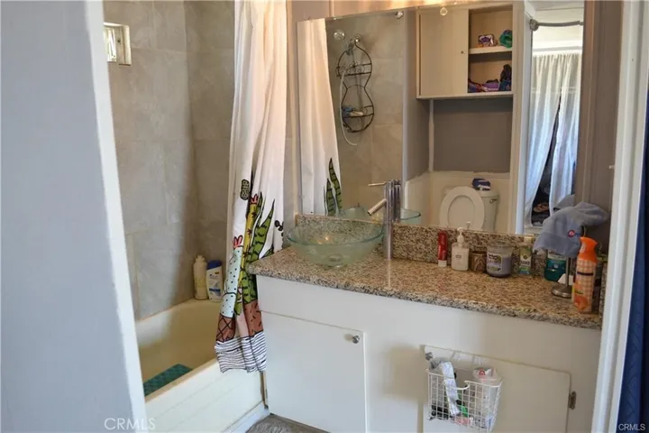 9835 Midway Avenue, Lucerne Valley, California 92356