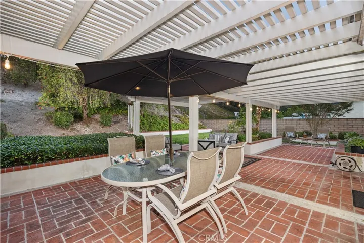 24631 Via San Fernando, Mission Viejo, California 92692