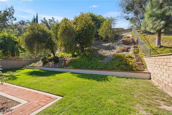 24631 Via San Fernando, Mission Viejo, California 92692