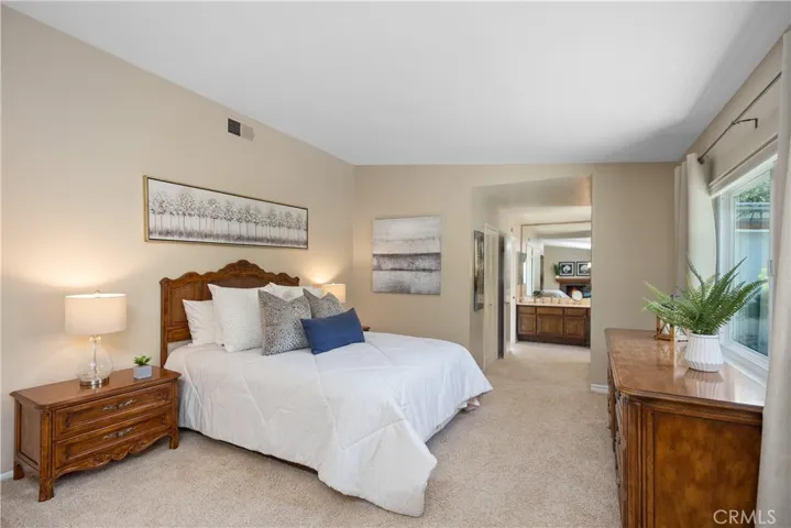 24631 Via San Fernando, Mission Viejo, California 92692