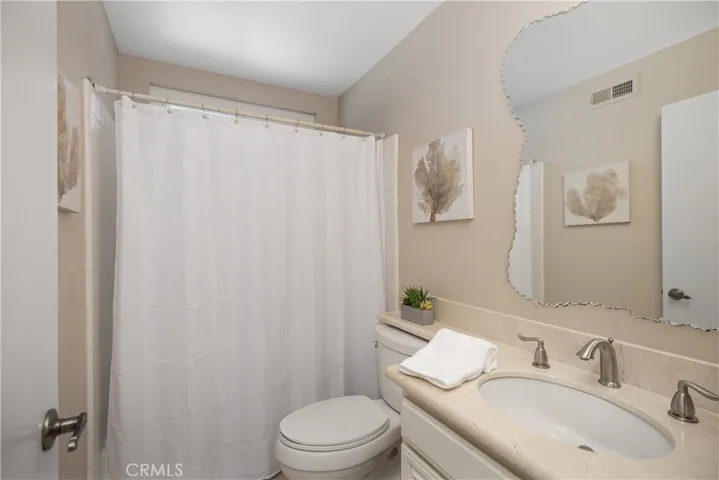 24631 Via San Fernando, Mission Viejo, California 92692