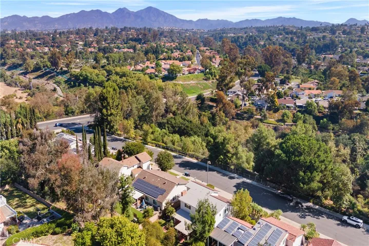 24631 Via San Fernando, Mission Viejo, California 92692