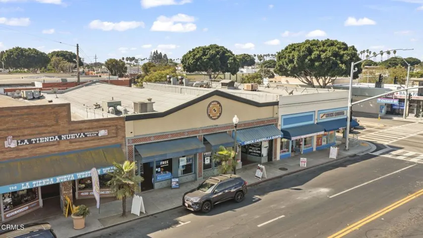 3-web-or-mls-UpmarketMedia-106E5-aer-61a