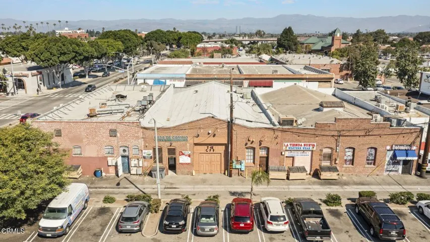 20-web-or-mls-UpmarketMedia-106E5-aer-16