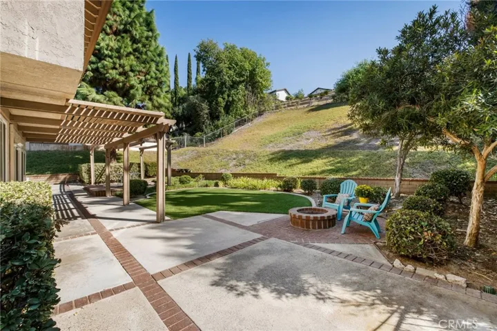 PERFECT PLACE TO RELAX AND UNWIND LISTEN TO THE SOUNDS OF SILENCE