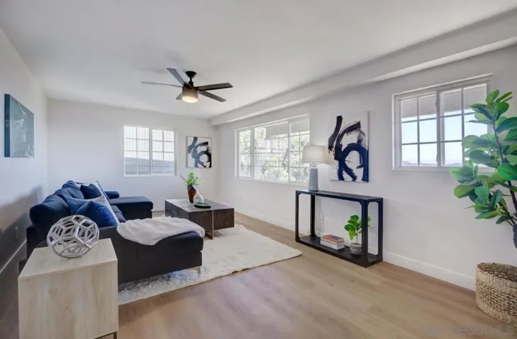 4327 Valle Dr., La Mesa, California 91941