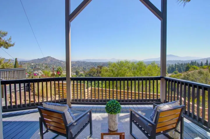 4327 Valle Dr., La Mesa, California 91941