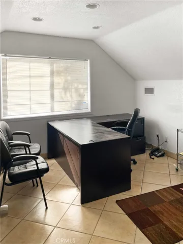 44030 10th Street W, Lancaster, California 93534