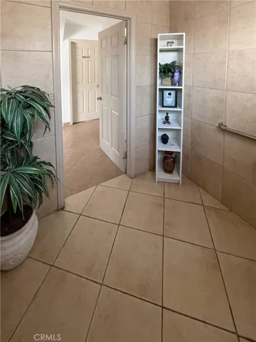 44030 10th Street W, Lancaster, California 93534