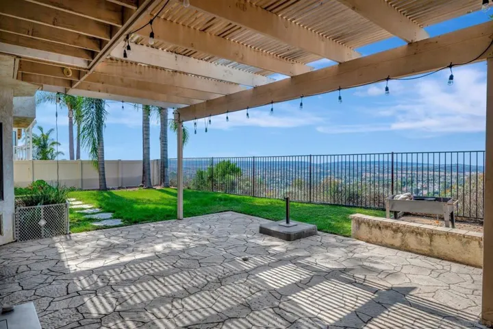 14348 Marianopolis Way, San Diego, California 92129