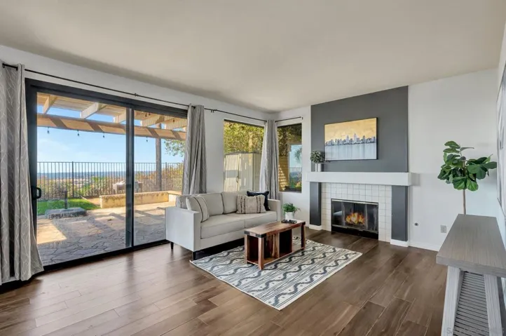 14348 Marianopolis Way, San Diego, California 92129