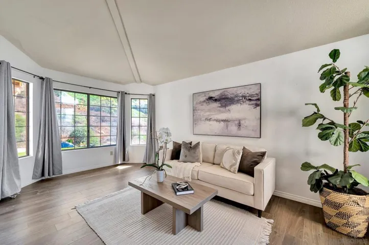 14348 Marianopolis Way, San Diego, California 92129