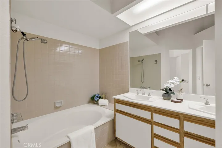 144 Calle Candida, San Dimas, California 91773