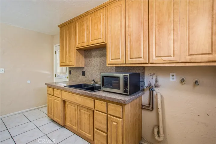 74644 Leslie Avenue, Palm Desert, California 92260