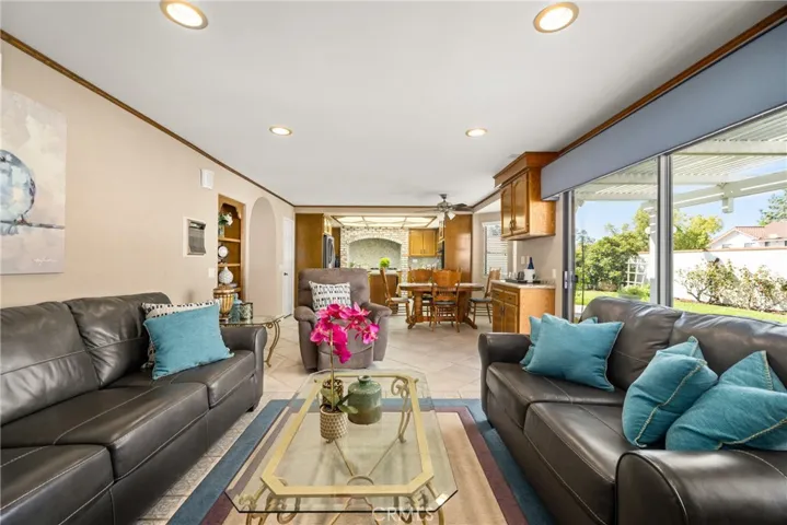 20415 Via Cristal, Yorba Linda, California 92886