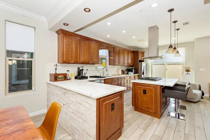1448 W 11th Street, Pomona, California 91766