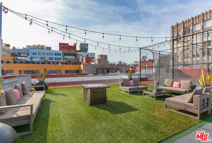 315 E 8th Street 201, Los Angeles, California 90014