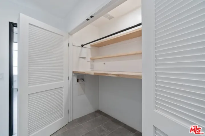 315 E 8th Street 201, Los Angeles, California 90014