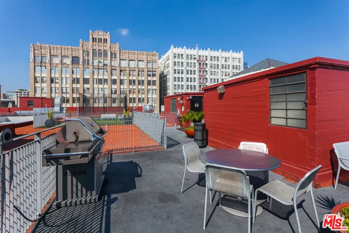 315 E 8th Street 201, Los Angeles, California 90014