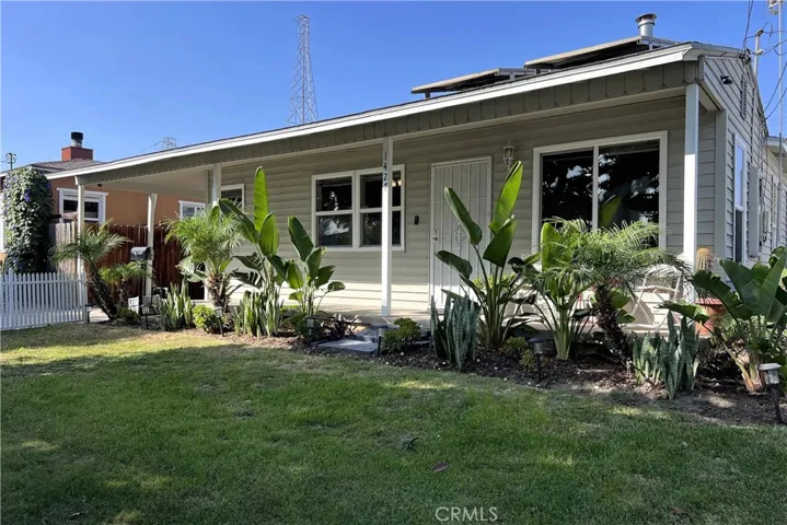 1427 E 68th Street, Long Beach, California 90805
