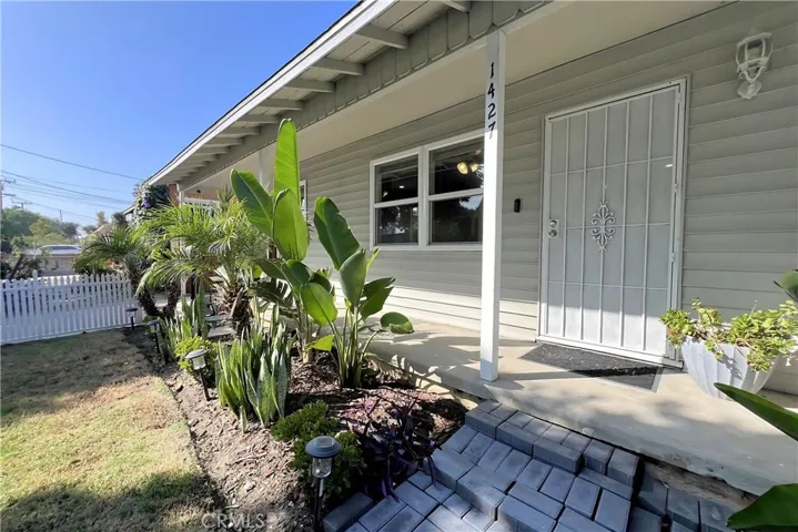1427 E 68th Street, Long Beach, California 90805