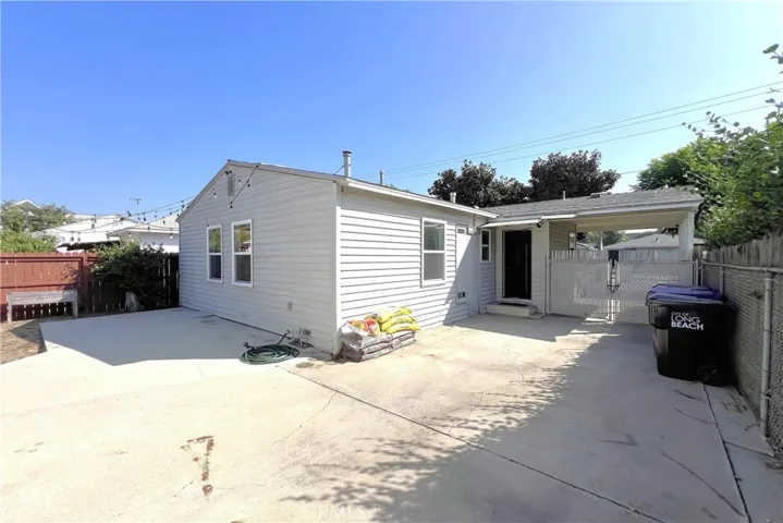 1427 E 68th Street, Long Beach, California 90805