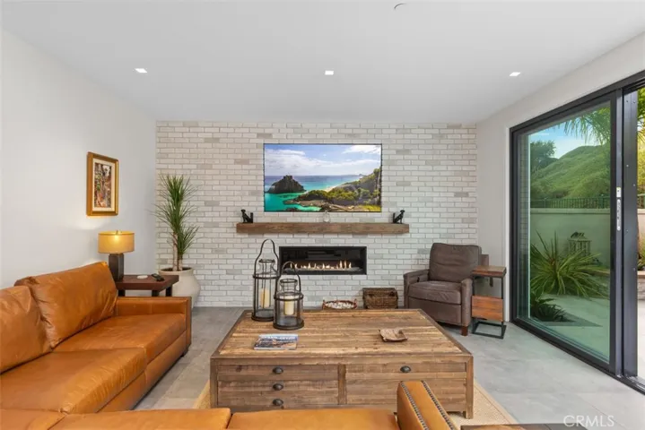 12 Via Monarca Street, Dana Point, California 92629
