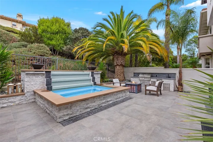 12 Via Monarca Street, Dana Point, California 92629