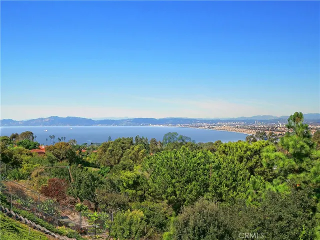 6125 Monero Drive, Rancho Palos Verdes, California 90275