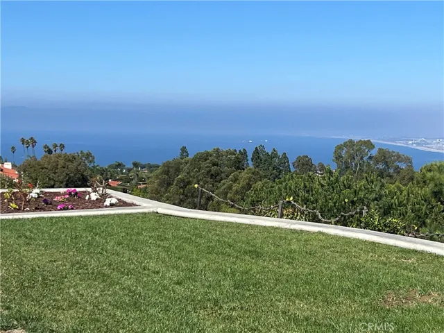 6125 Monero Drive, Rancho Palos Verdes, California 90275