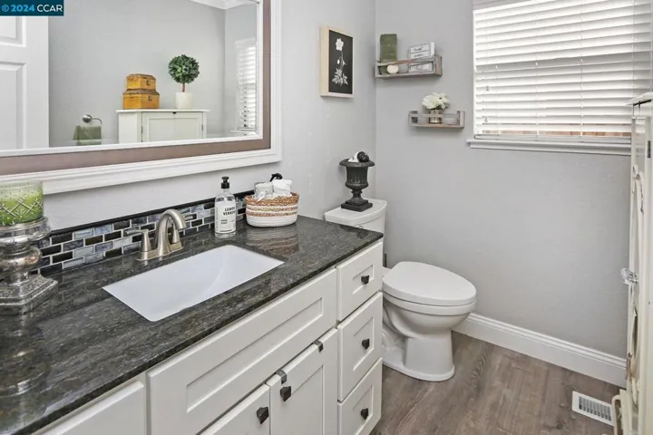 1004 New Holland Ct, Brentwood, California 94513-2510