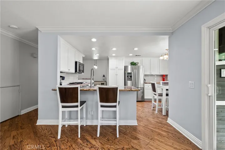 21906 Jeffers Lane, Saugus, California 91350