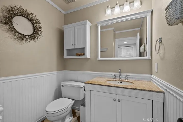21906 Jeffers Lane, Saugus, California 91350