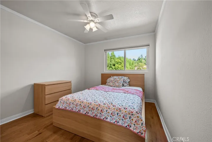 21906 Jeffers Lane, Saugus, California 91350
