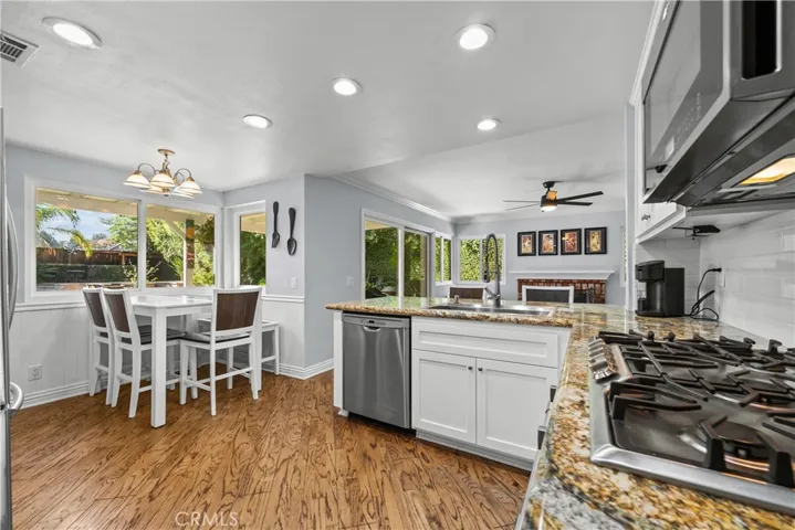 21906 Jeffers Lane, Saugus, California 91350