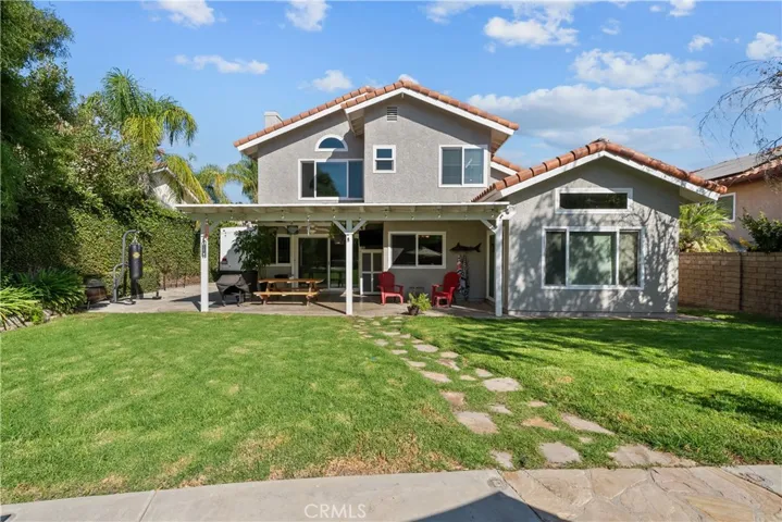 21906 Jeffers Lane, Saugus, California 91350
