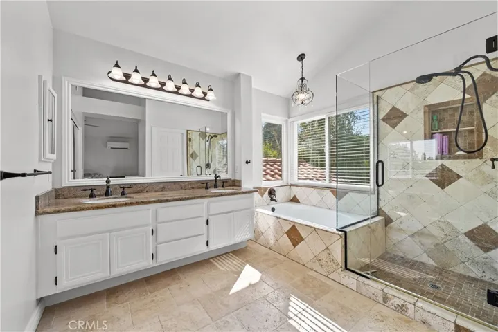 21906 Jeffers Lane, Saugus, California 91350
