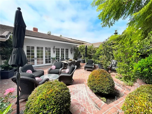 14 Rue Marseille, Newport Beach, California 92660