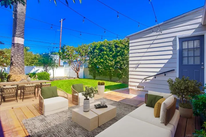1760 Pacific Beach Dr, San Diego, California 92109