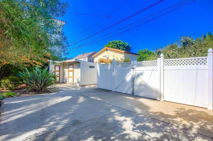 1760 Pacific Beach Dr, San Diego, California 92109