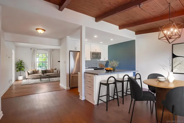 1760 Pacific Beach Dr, San Diego, California 92109