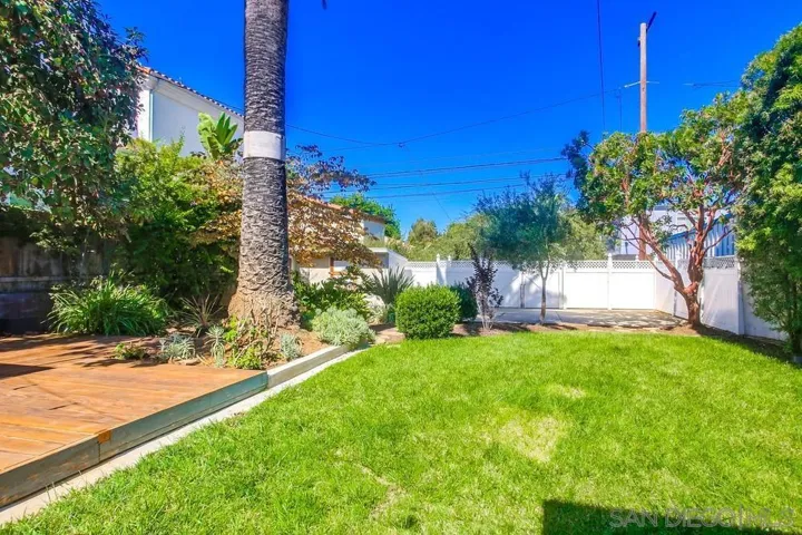 1760 Pacific Beach Dr, San Diego, California 92109